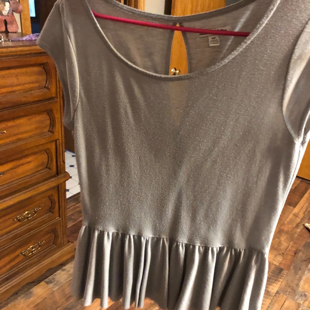 Short sleeve shirt